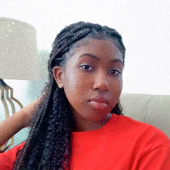 Profile Picture of Janneil Marshall (@lovejaan257) on Poshmark