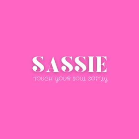 Profile Picture of SASSIE (@sassiepins) on Pinterest