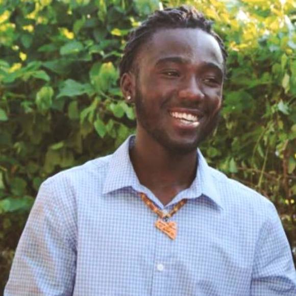 Profile Picture of Bill Freeman (@fre200470436) on Poshmark