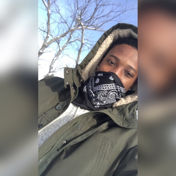 Profile Picture of Ajay Thompson (@kxng_jay876) on Poshmark