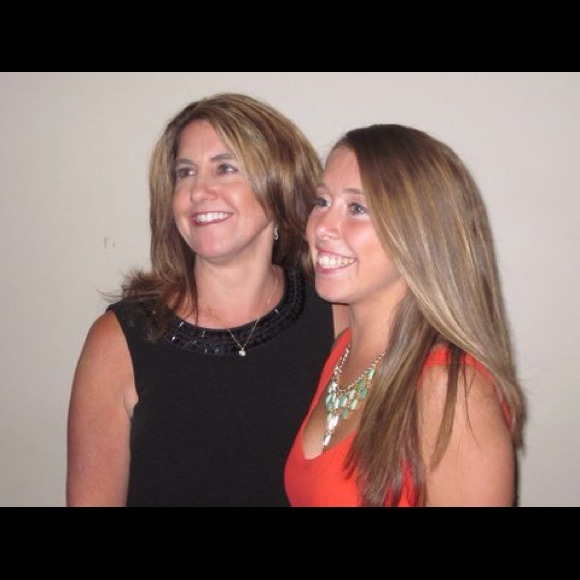 Profile Picture of Jessica Ruhlin (@jruhlin) on Poshmark
