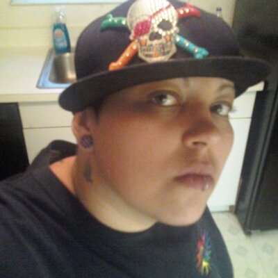 Profile Picture of Sharon Basiaga (@buddhabear420) on Twitter