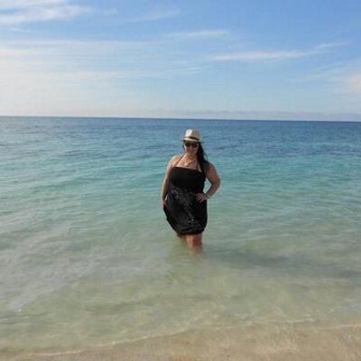 Profile Picture of Cassandra Vazquez (@CassandraRoseV) on Twitter