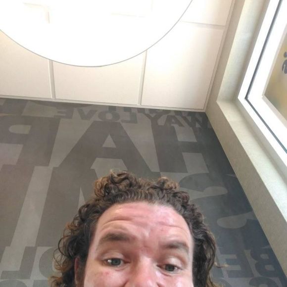 Profile Picture of John Sutcliffe (@sutcliffej690) on Poshmark