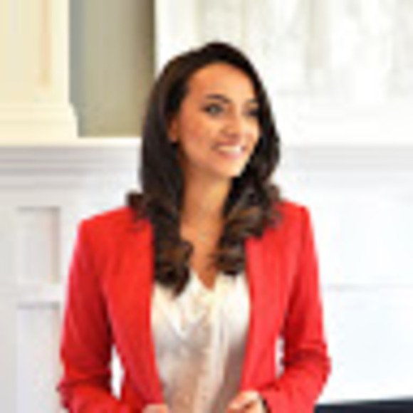 Profile Picture of Amanda nadia Abdelsayed (@amandan620) on Poshmark