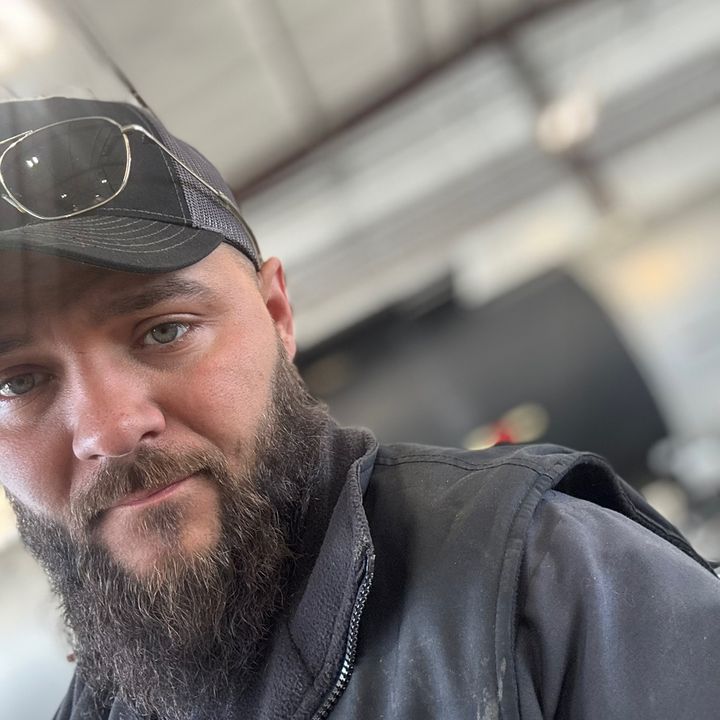 Profile Picture of Stephen Davis (@@sierrathirteen) on Tiktok