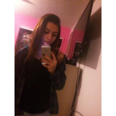 Profile Picture of Jasmine Almaguer (@jazzyalmaguer11) on Twitter
