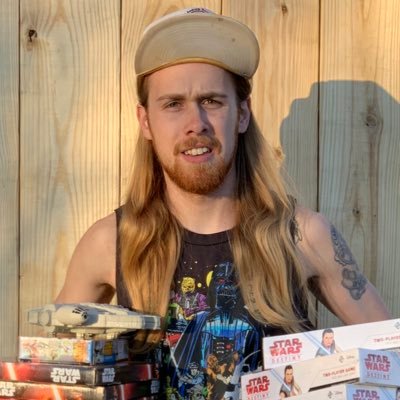 Profile Picture of 👁 Valar Morghulis Wizard 🧙🏻‍♂️ (@AndrewKahler) on Twitter