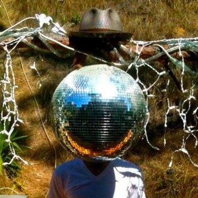 Profile Picture of Andrew Helgesen (@movethefog) on Twitter