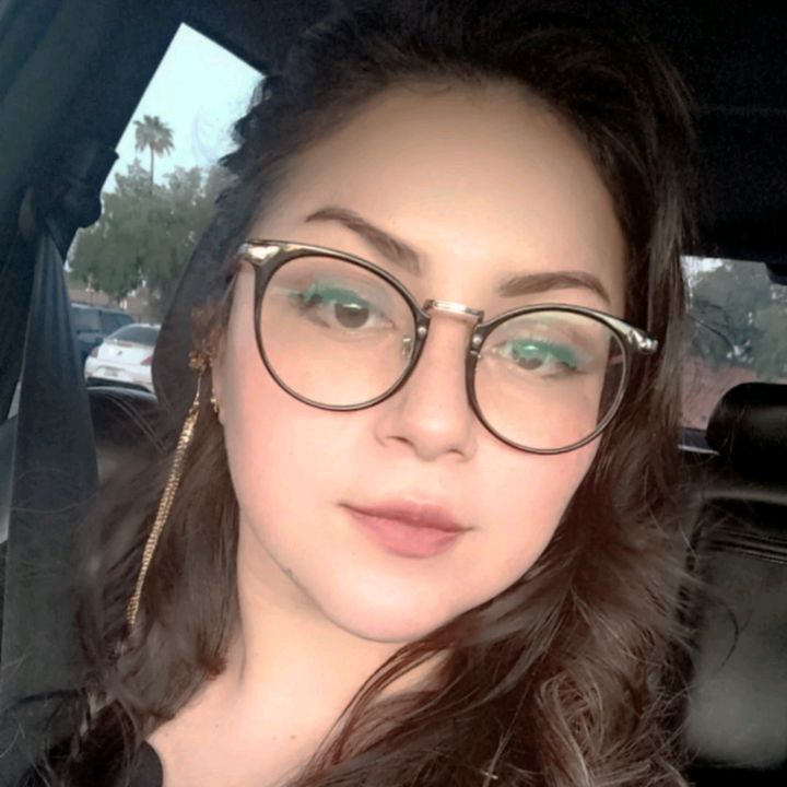 Profile Picture of Senia (@yeseniabarboza442) on Tiktok