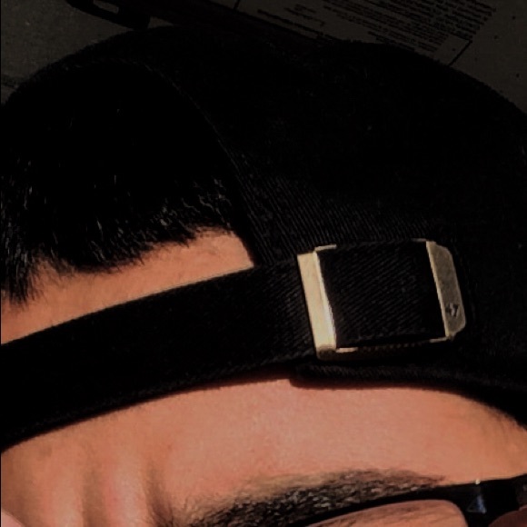 Profile Picture of Jordan Limon (@jordln) on Poshmark