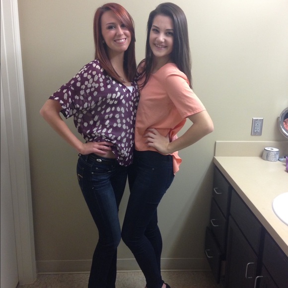 Profile Picture of Ashley Caira (@ashleycaira) on Poshmark