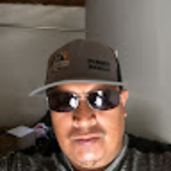 Profile Picture of Gustavo Cantu (@gustavocantu) on Poshmark