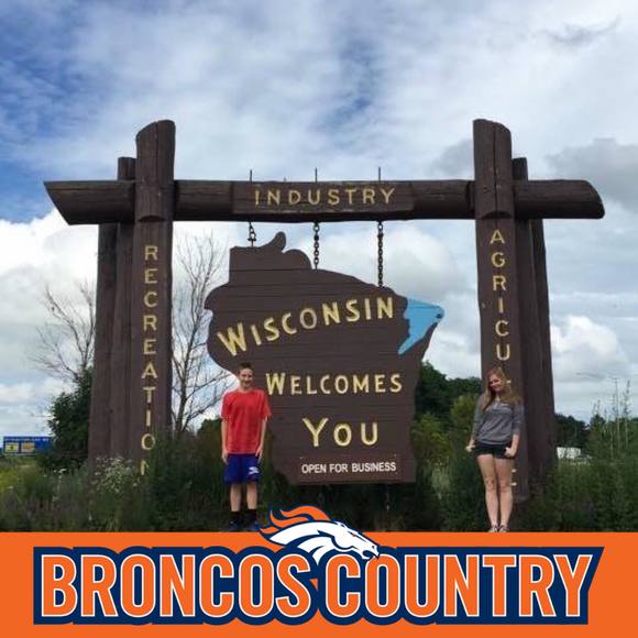 Profile Picture of Ben Tornee (@bentornee) on Poshmark