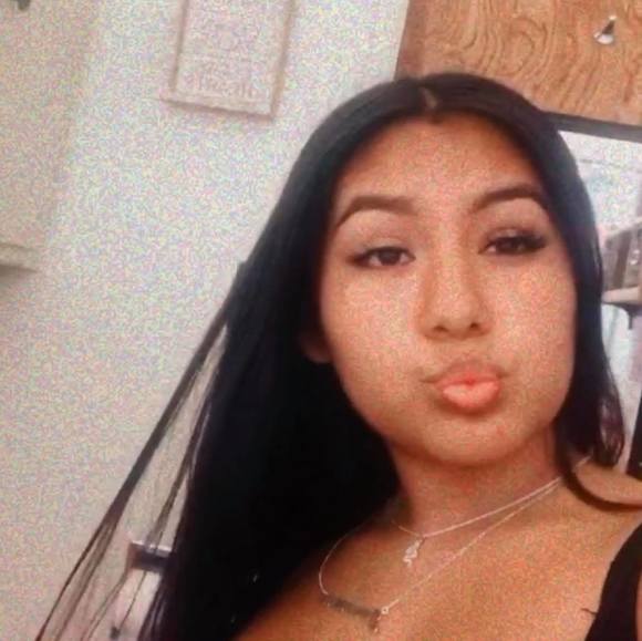 Profile Picture of Jasmine Barrientos (@jasminebarrient) on Poshmark