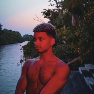 Profile Picture of Maxfield Haynes (@itsmaxfield) on Instagram