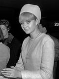 Profile Picture of Mandy Rice-Davies - Wikipediaon Wikipedia