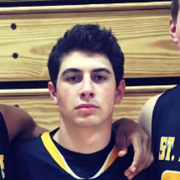 Profile Picture of Michael Mariconda (@mtmariconda) on Poshmark