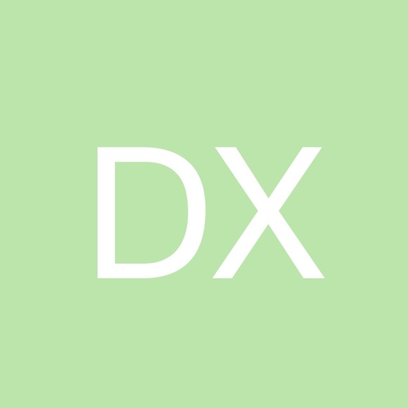 Profile Picture of Daniel Xiong (@dxiong518) on Poshmark