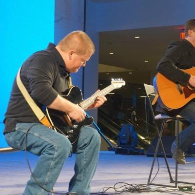 Profile Picture of Tom Limbaugh (@TomLimbaugh) on Twitter