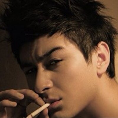 June Deng - Twitter Profile Picture of June Deng (@fengik8) on Twitter