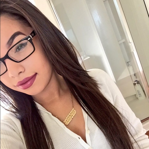 Daysia Geronimk - Poshmark Profile Picture of Daysia Geronimk (@daysia468) on Poshmark