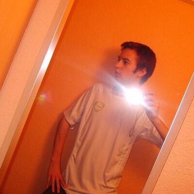 Profile Picture of Joe Thiel (@JT1993_04) on Twitter