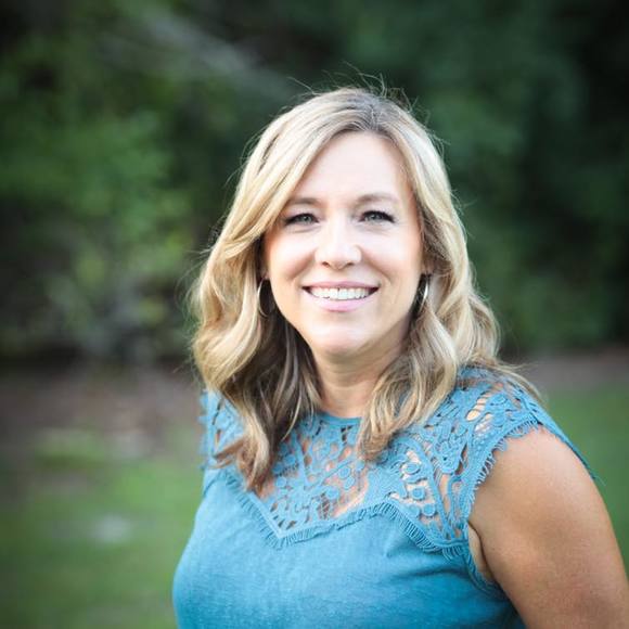 Profile Picture of Cindy Jansky (@cinjansky) on Poshmark
