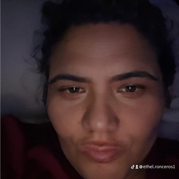 Profile Picture of Ethel Ronceros (@ronceros04) on Poshmark