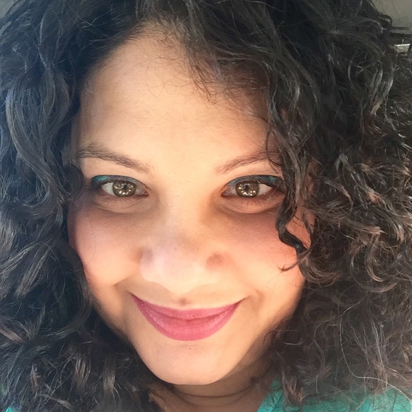 Profile Picture of Idalia Font (@babyvitali) on Poshmark