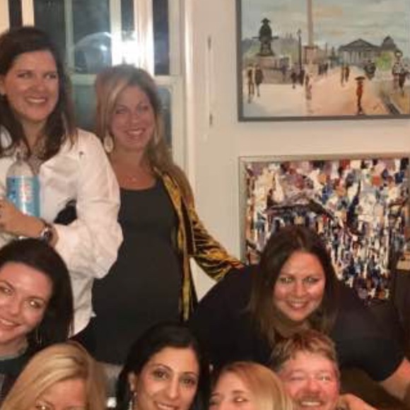 Profile Picture of Sharlette Cullen (@sharlettecullen) on Poshmark