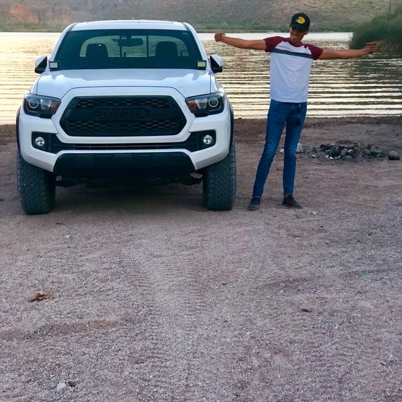 Profile Picture of Daniel Orona (@daniel_orona) on Poshmark