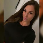 Profile Picture of Zoe Gibbs (@zoeadventurer44) on Instagram