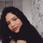 Profile Picture of Paula Victória | 🦋 (@__paulavictoria) on Instagram