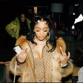 Profile Picture of Slay_lookbook_✨ (@slay_lookbook_) on Pinterest