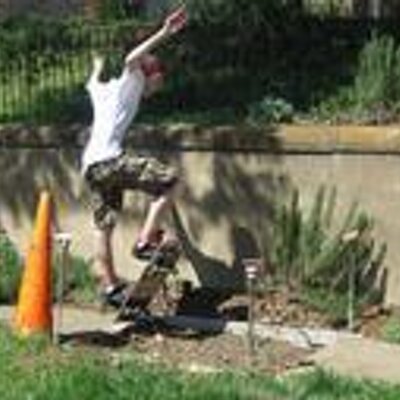 Profile Picture of Devin Stclair (@skataborder) on Twitter