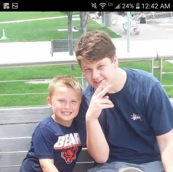 Profile Picture of Renee Trout ray (@troutrenee1977) on Poshmark