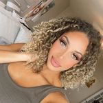 Profile Picture of Emily Anderson (@curlyembeauty) on Instagram