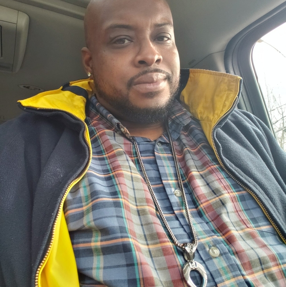 Profile Picture of Cordell Hughes (@cdell03) on Poshmark