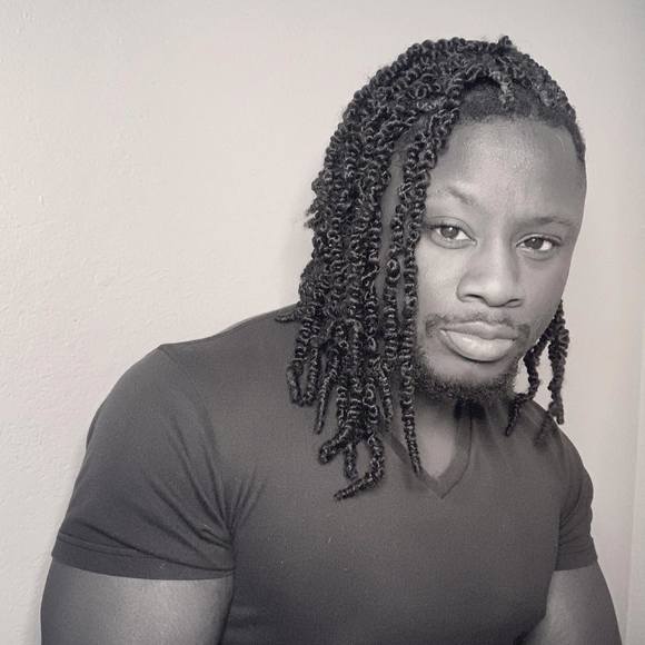 Profile Picture of Ricky Pearson (@rickster92) on Poshmark