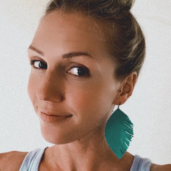 Profile Picture of Michal Burggraff (@michalburggraff) on Poshmark