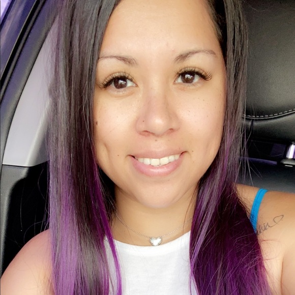 Profile Picture of Erika Alaniz (@erika_alaniz) on Poshmark