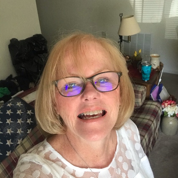 Profile Picture of Nancy Marsiglia (@nlmarsiglia) on Poshmark