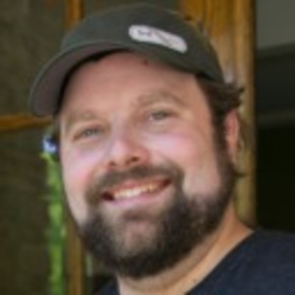 Profile Picture of Joel Cox (@joelcox847) on Poshmark
