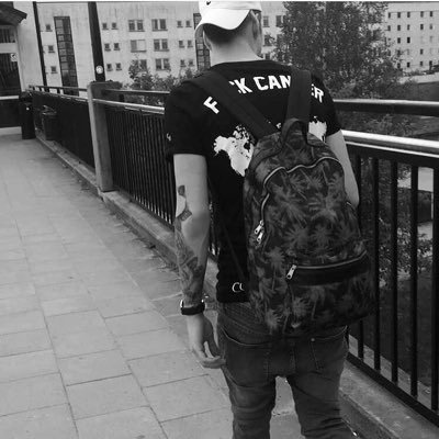 Profile Picture of Christopher_French (@Chrllle_lugg) on Twitter