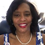 Profile Picture of Theresa Thompson Randolph (@sweetsmiletea) on Instagram