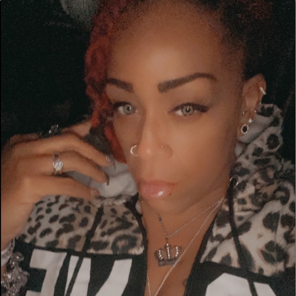 Profile Picture of Mistressd Heart (@mistressd719) on Poshmark