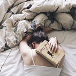 Profile Picture of alex | breathing words 🌙 (@allypages) on Instagram