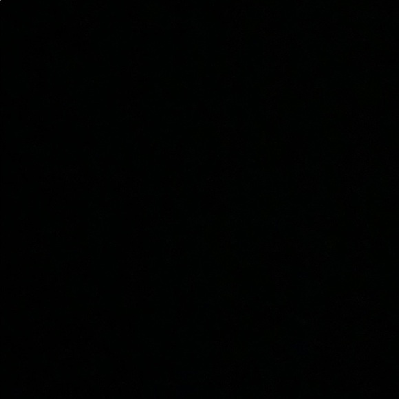 Profile Picture of Vanessa Savedra (@vanessasavedr) on Poshmark