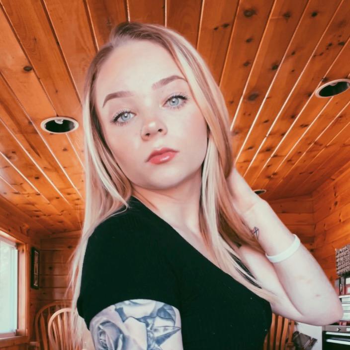 Profile Picture of Destiny Floyd (@destinylfloyd1) on Tiktok